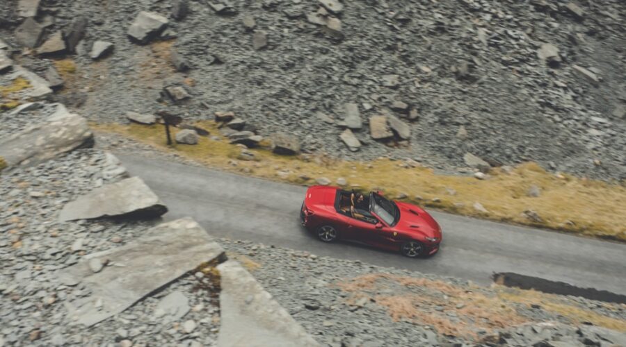 Ferrari Portofino M UK Touring Guide-Snake Pass, Peak District